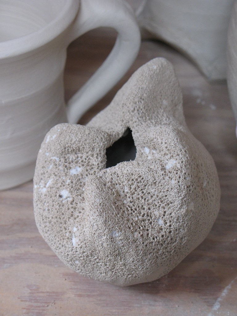 pinch pot (sponge)
