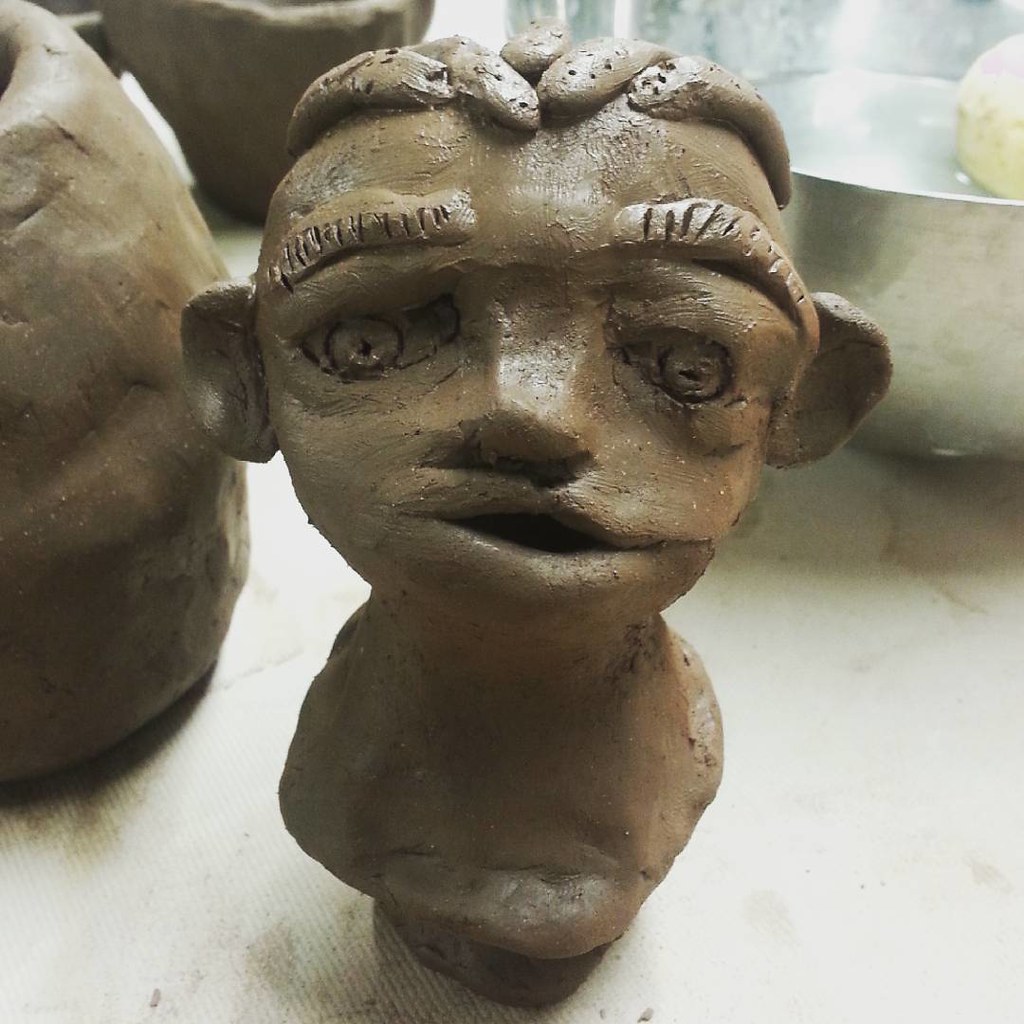 Tonight we made heads! #handbuilding #hand #clay #ceramics #learning #pottery #handmade #handbuildingclass #artsy #craft #play #summer #august #head #face #expression #terracotta