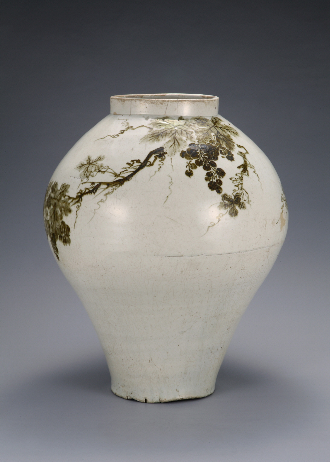 

<div class='fn'>
<div style='font-weight:bold;display:inline-block;'>
<div style='display:inline-block' dir='ltr' lang='en'><i>Jar with Grapevine Design in Underglaze Iron</i></div>
</div>
<div style='display: none;'>label QS:Len,’Jar with Grapevine Design in Underglaze Iron’</div>
<div style='display: none;'>label QS:Lko,’백자 철화포도문 항아리’</div>
</div>
<p>“><figcaption>“</p>
<div class='fn'>
<div style='font-weight:bold;display:inline-block;'>
<div style='display:inline-block' dir='ltr' lang='en'><i>Jar with Grapevine Design in Underglaze Iron</i></div>
</div>
<div style='display: none;'>label QS:Len,’Jar with Grapevine Design in Underglaze Iron’</div>
<div style='display: none;'>label QS:Lko,’백자 철화포도문 항아리’</div>
</div>
<p>” by anonymous is licensed under CC BY 3.0. To view a copy of this license, visit https://creativecommons.org/licenses/by/3.0/.</figcaption></figure>
<p>Another important aspect of pottery is understanding the firing process and how to apply underglaze. The decision on whether to apply underglaze before or after bisque firing is a common question among potters. Each method has its advantages and can yield different results. If you’re curious about which approach might be best for your project, <a href=