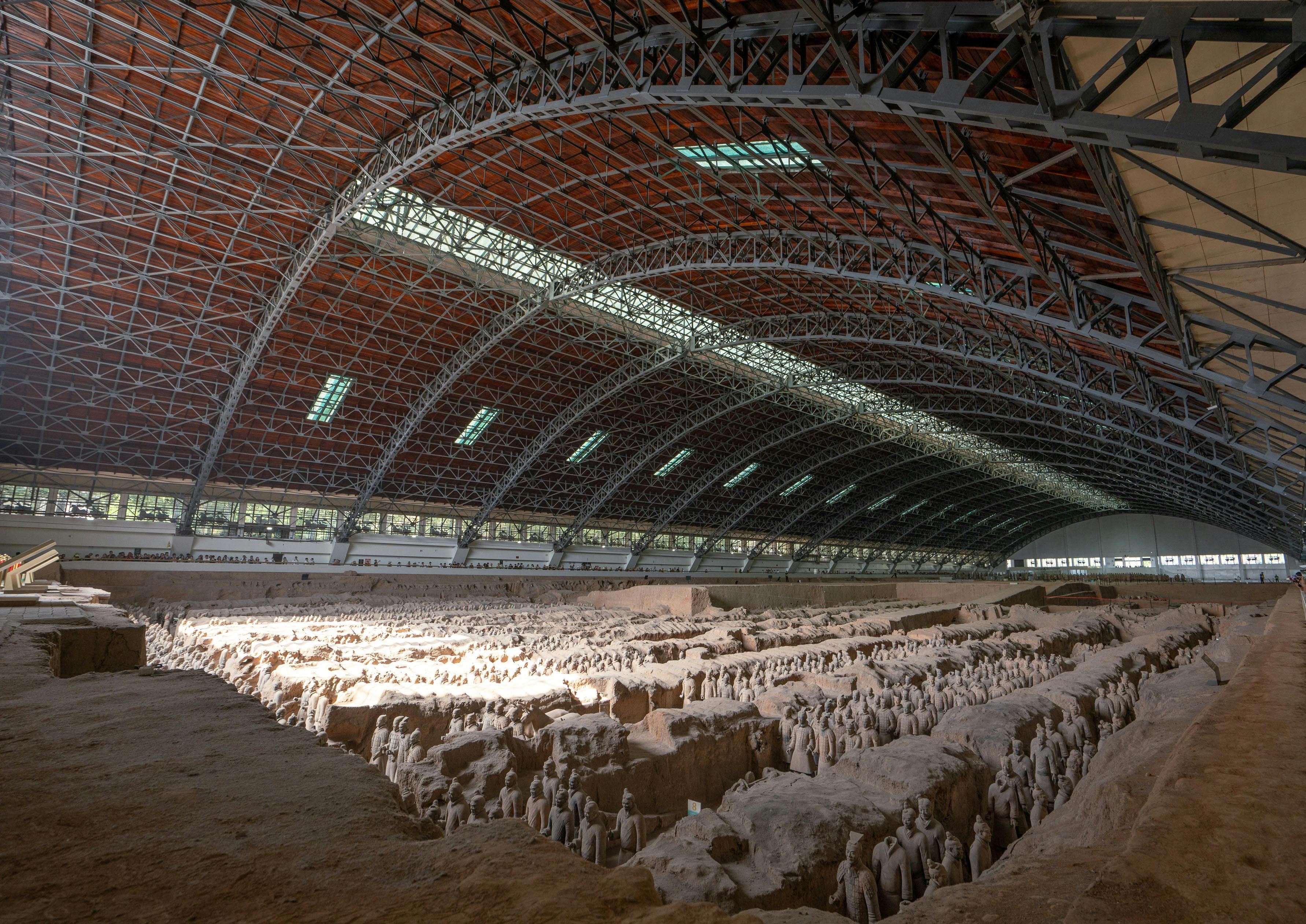Overview of pit 1 of the terracotta army