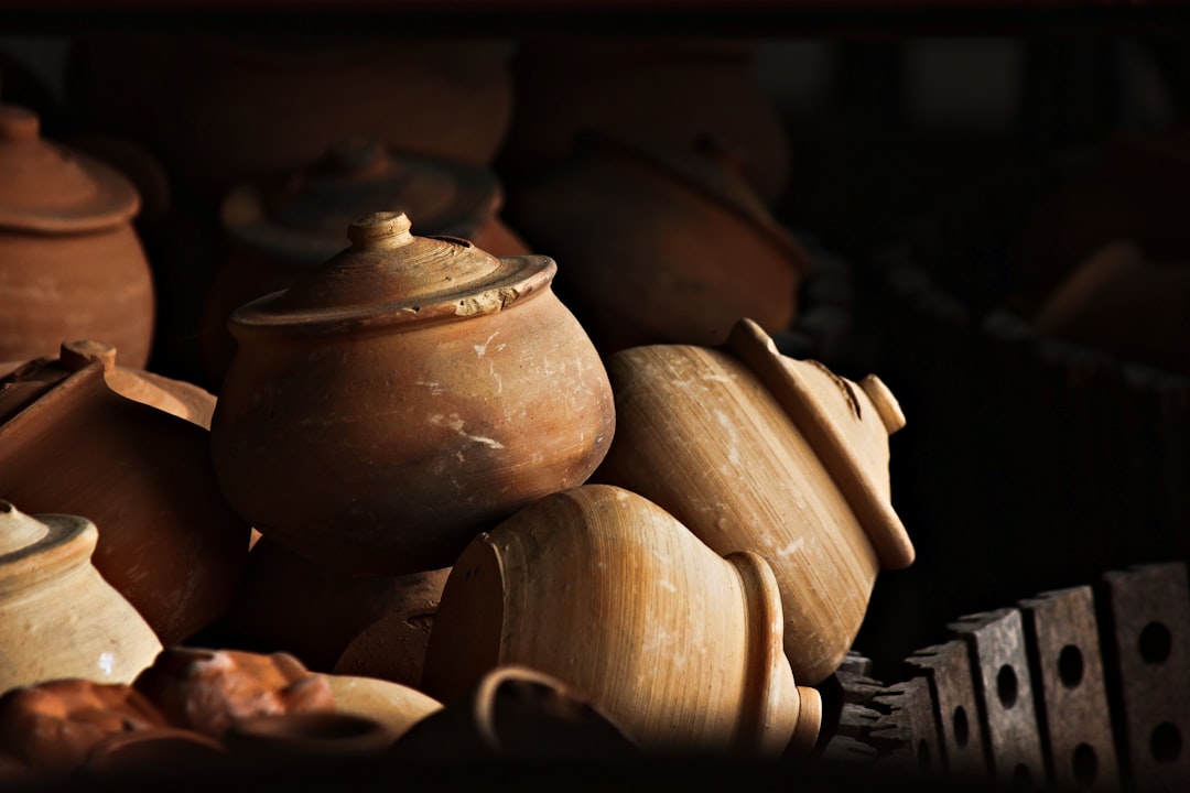 clay vs porcelain